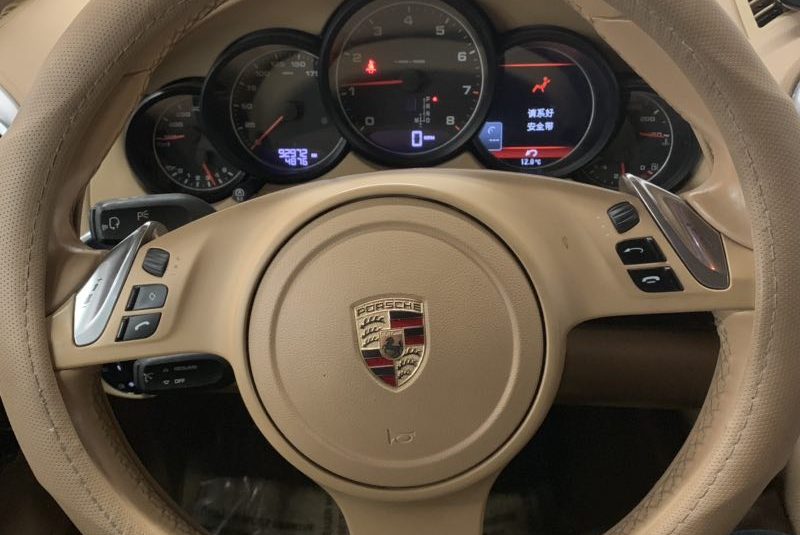 2011 Porsche Cayenne Base