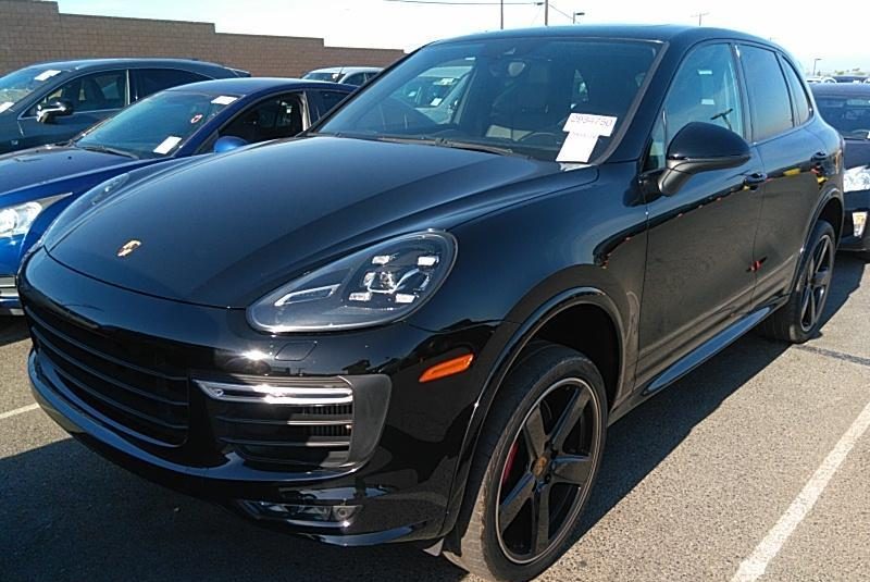 2016 Porsche CAYENNE V6 GTS