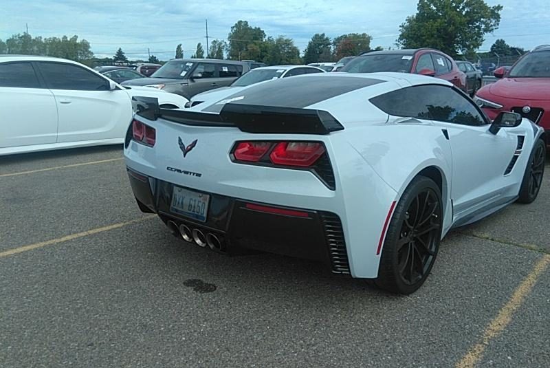 2018 Chevrolet CORVETTE GRN SPT2LT