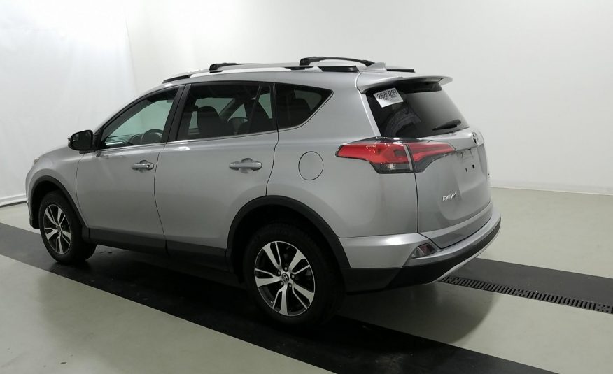 2016 Toyota RAV4 AWD XLE