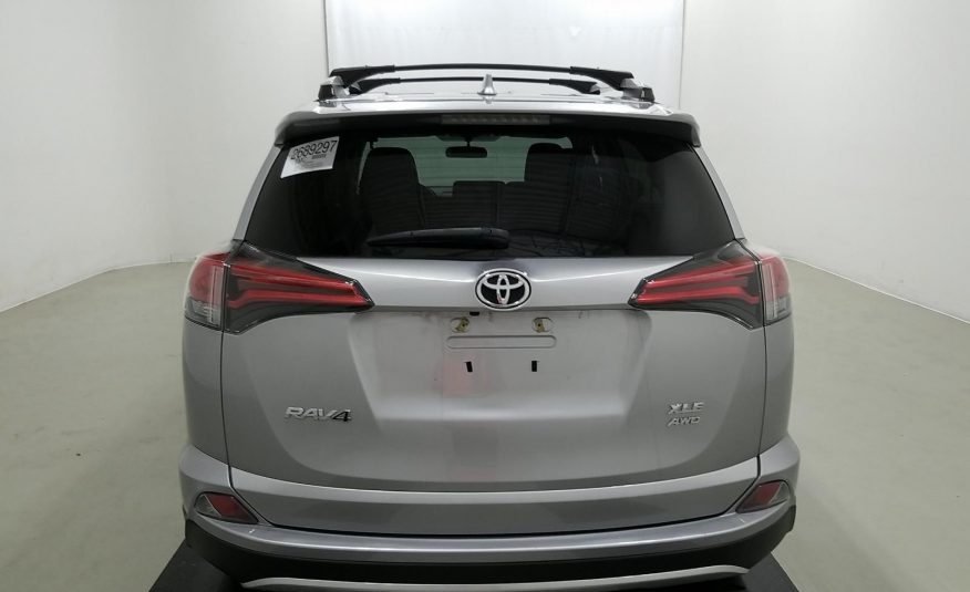 2016 Toyota RAV4 AWD XLE