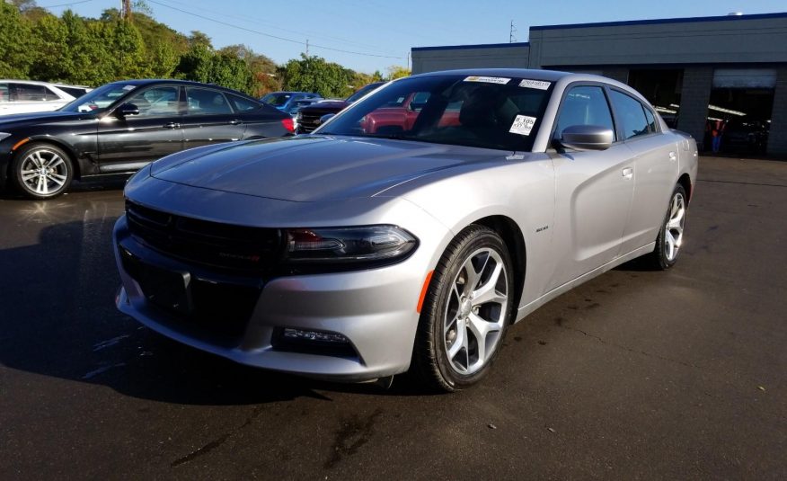 2015 Dodge CHARGER 4X2 V8 RT