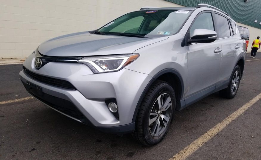 2017 Toyota RAV4 FWD XLE