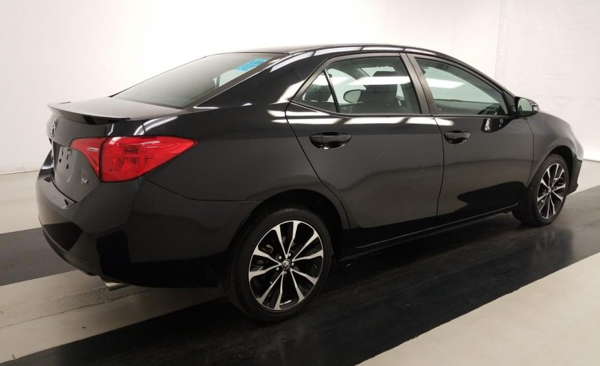 2017 Toyota COROLLA SE