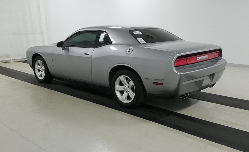 2014 Dodge CHALLENGER V6 SXT