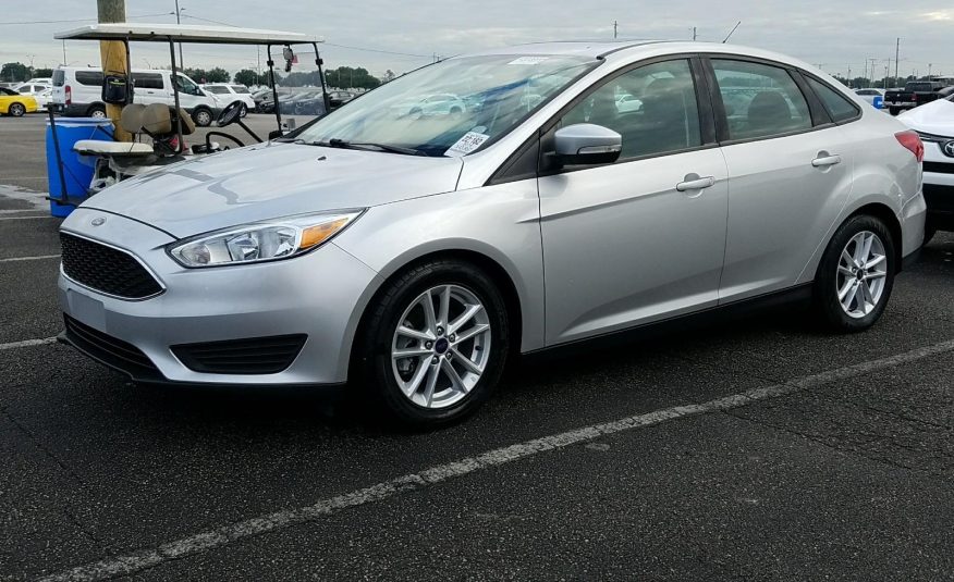 2016 Ford FOCUS FWD 4C SE