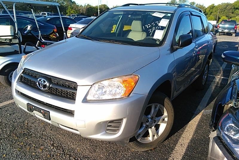 2012 Toyota RAV4 4X4 4C