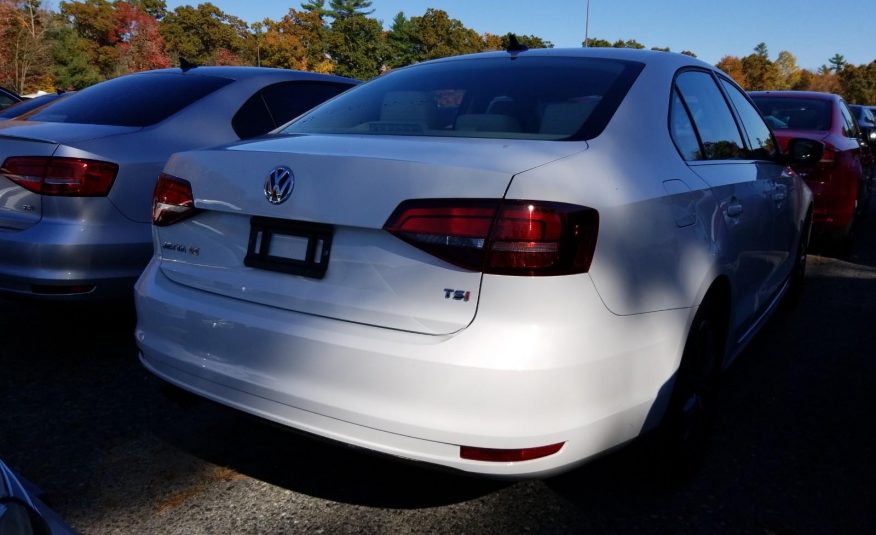 2017 Volkswagen JETTA 1.4T SE