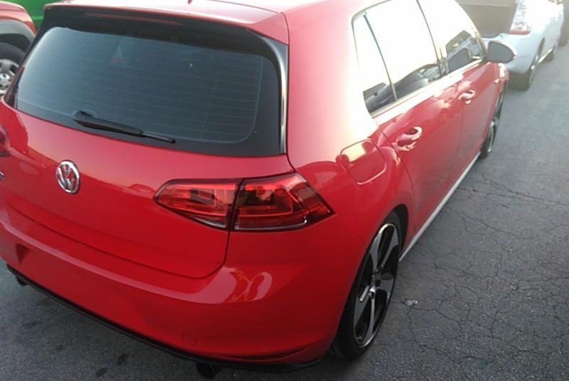 2017 Volkswagen GOLF GTI SE