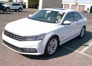 2017 Volkswagen PASSAT 4C SE TECH