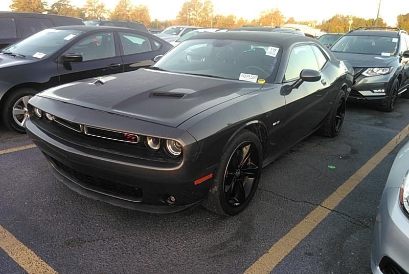 2016 Dodge CHALLENGER V8 R/T