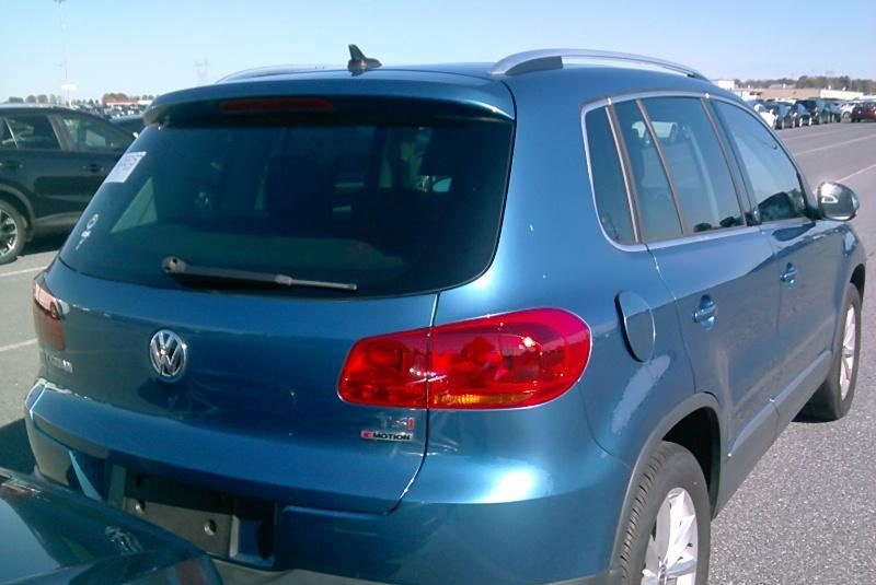 2017 Volkswagen TIGUAN AWD WOLFSBURG