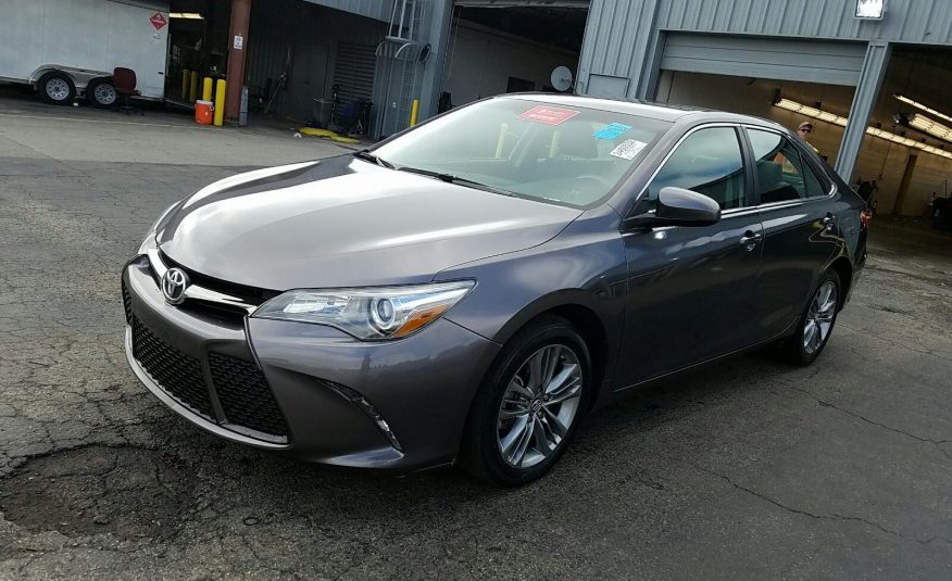 2017 Toyota CAMRY 4C SE