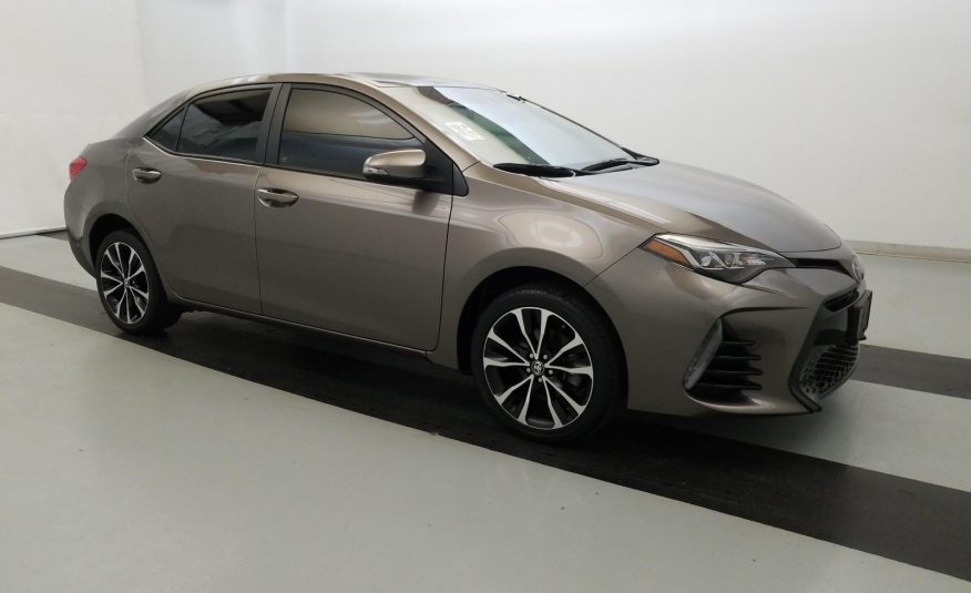 2017 Toyota COROLLA SE