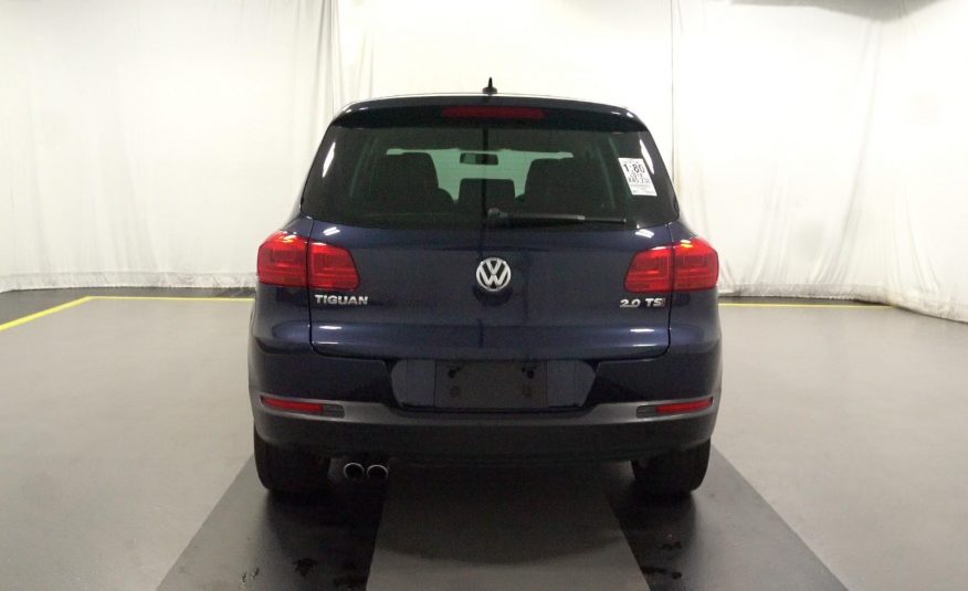 2014 Volkswagen TIGUAN FWD SE