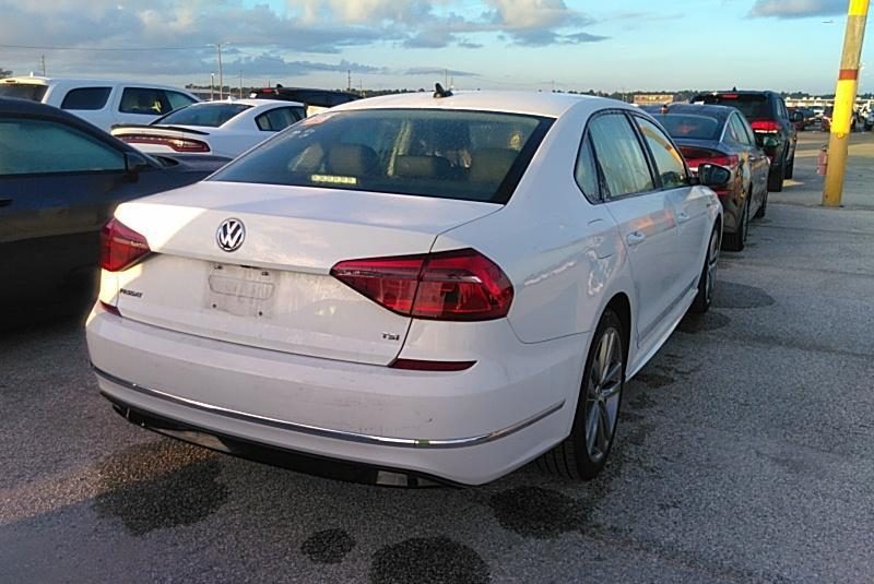 2018 Volkswagen PASSAT 4C R-LINE