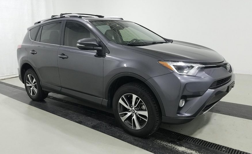 2017 Toyota RAV4 AWD XLE