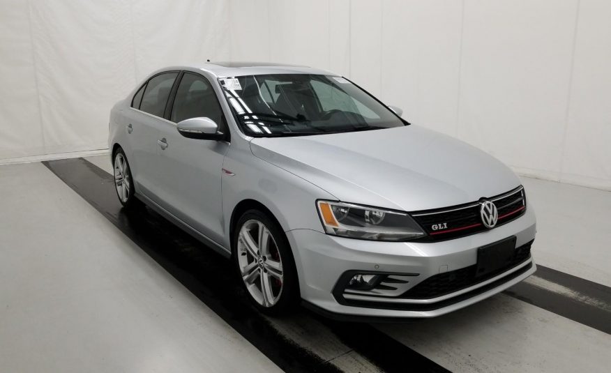 2016 Volkswagen JETTA GLI SE